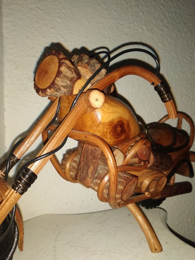 moto Harley de madera