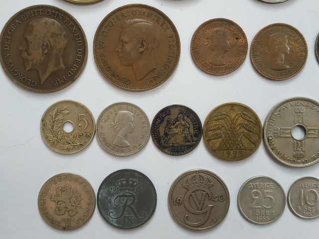Lote de 22 monedas antiguas (incluye 2 de plata).
