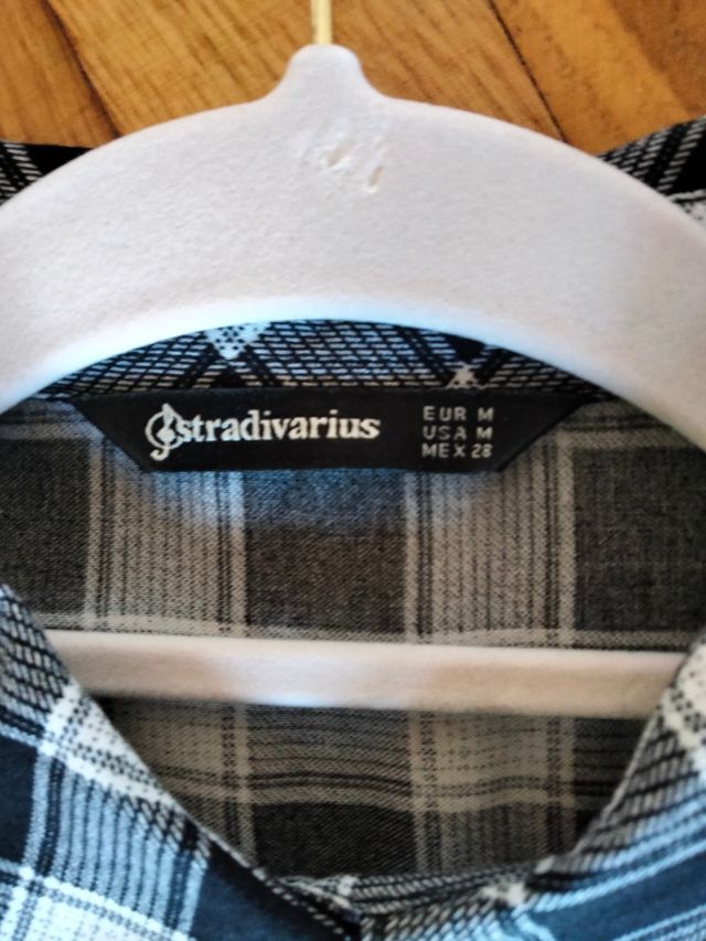 vestido camisero Stradivarius