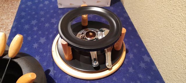 FONDUE SET.