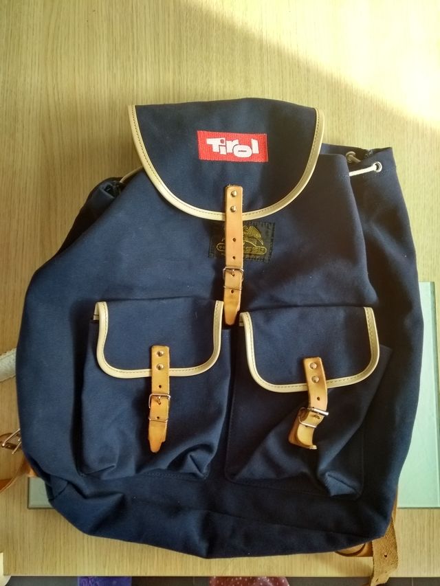 Mochila Senderismo Marca Original ESSL RU139