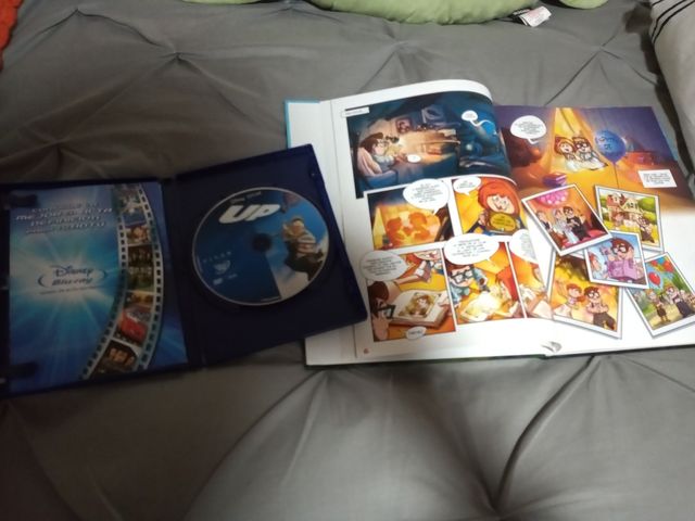 Pack Libro y Película UP Disney