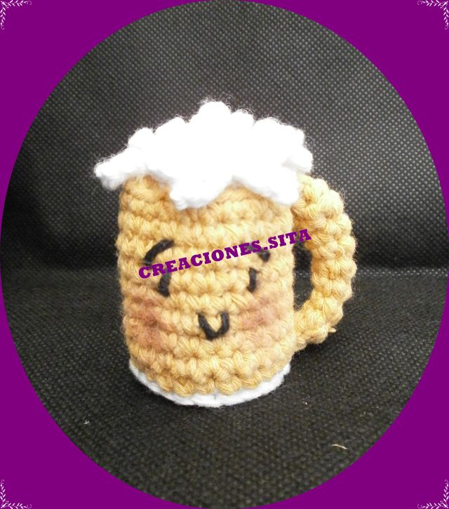 Amigurumis varios. Funda fonendoscopio.