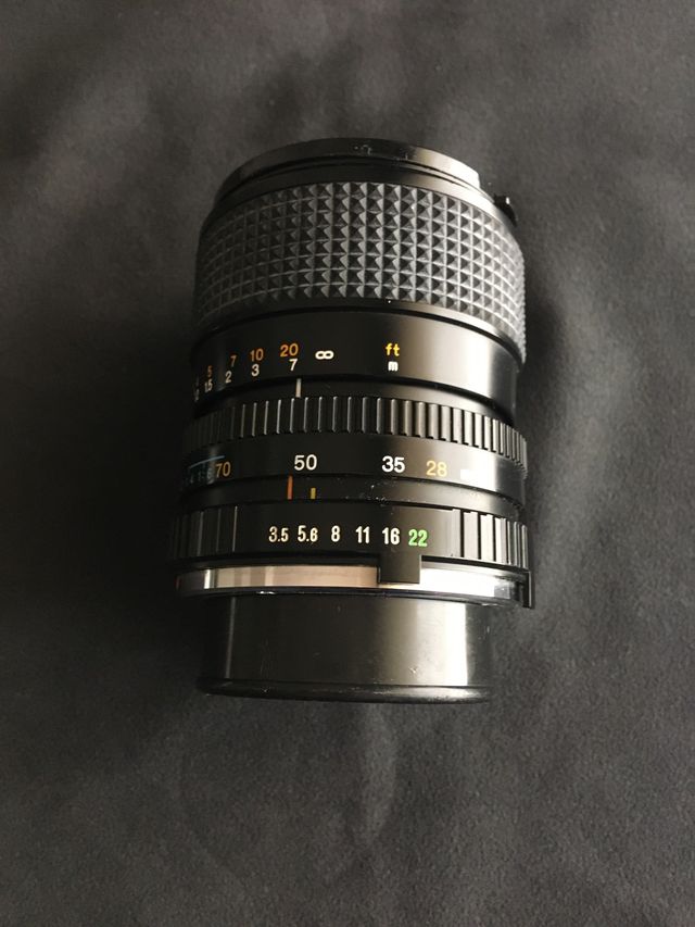 Zoom Minolta 28-70 f3.5-4.8