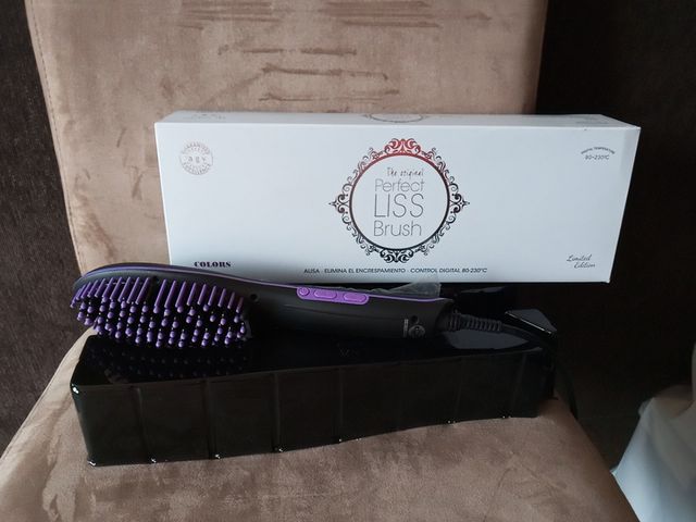 Cepillo alisador para pelo