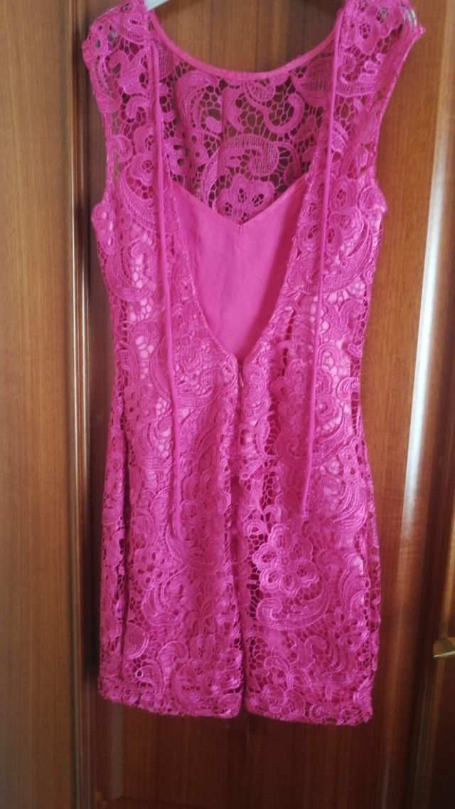 vestido mini guipur
