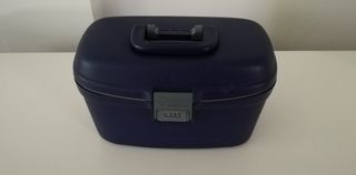 Neceser Roncato Joy Rojo - 27cm | Maletia.com