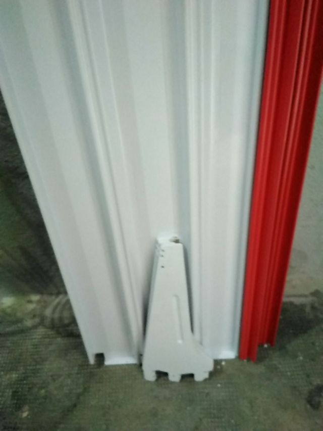 baldas para estanterias