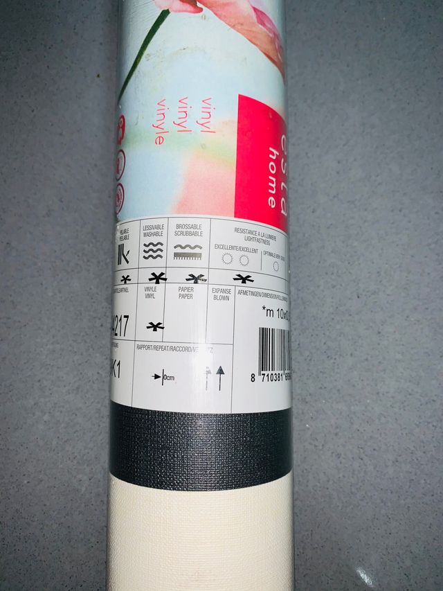 Rollo papel pintado pared