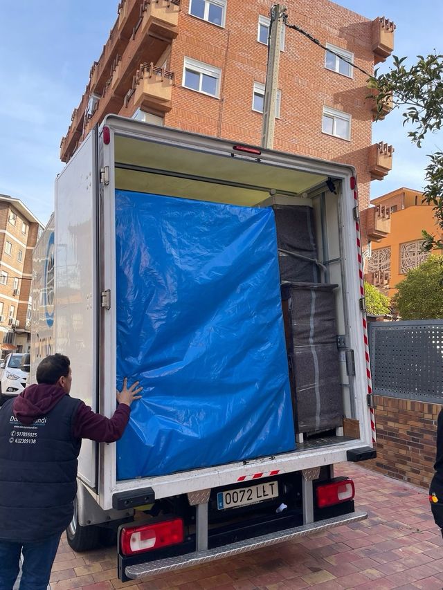 Servicios de mudanza y porto 