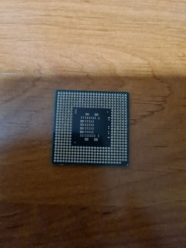 Procesador LF80537  T5550 7809A948- SLA4E