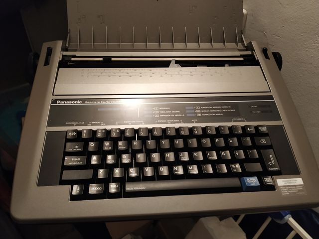 Maquina de escribir eléctrica