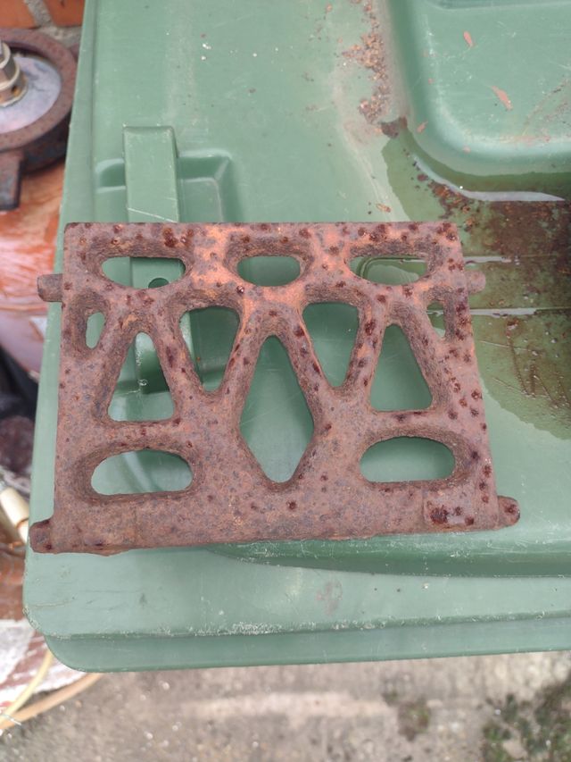 rejilla de caldera carbón y leña