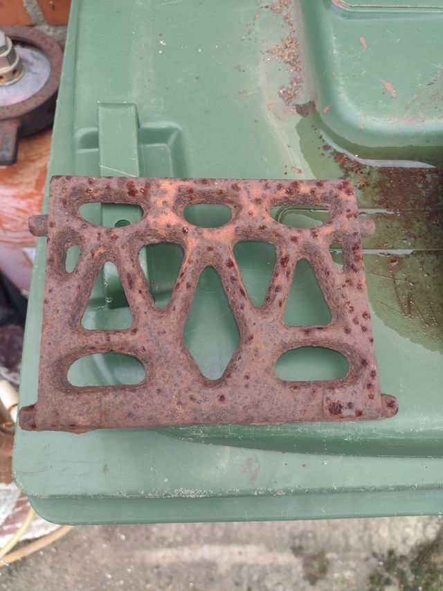 rejilla de caldera carbón y leña