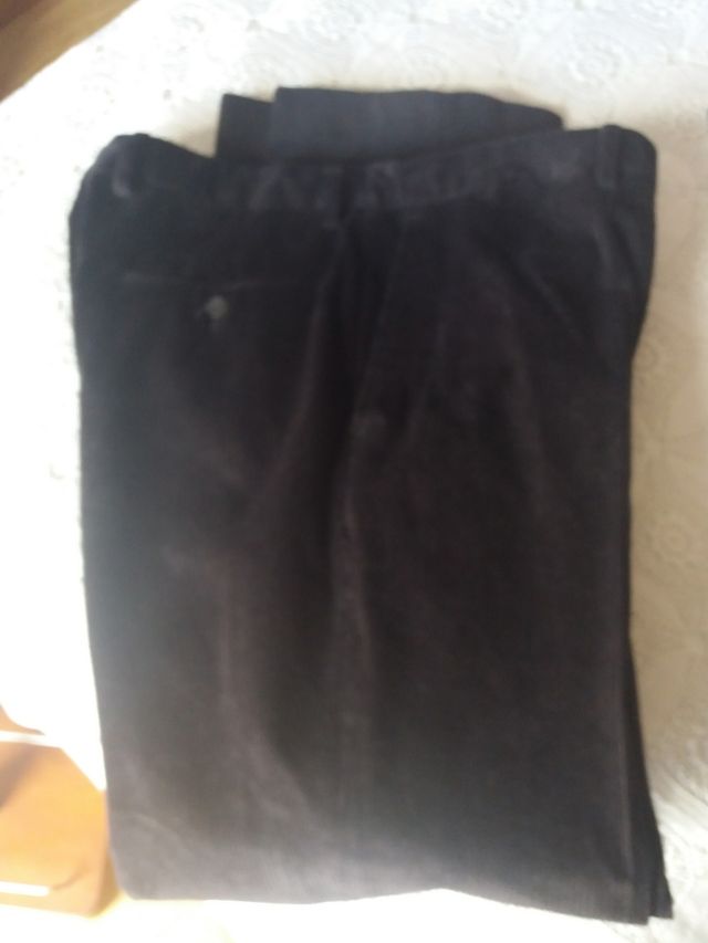 Pantalón de pana a estrenar