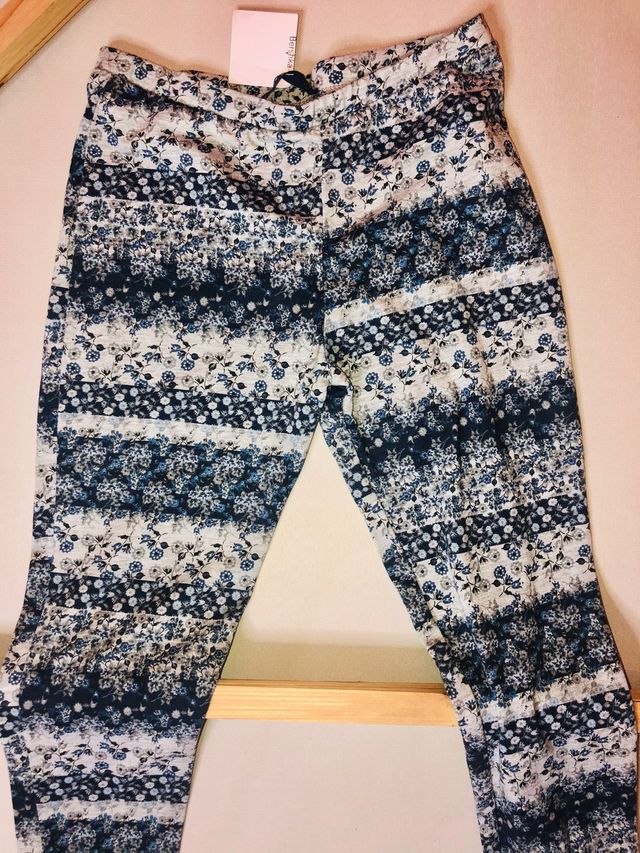 Bershka mallas leggings floral S