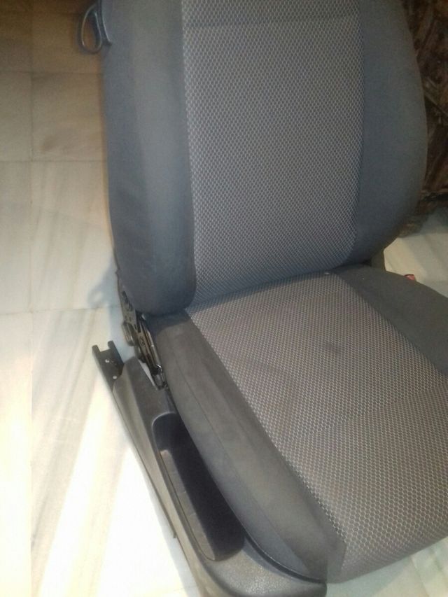 Aientos Volkswagen Fox