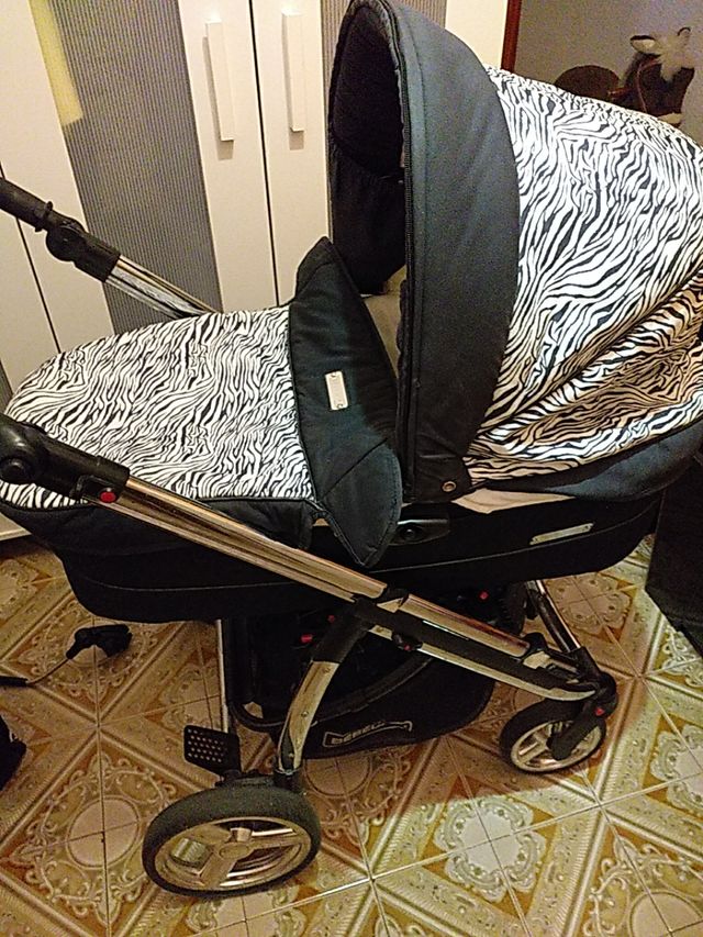 carro de bebe. marca bebecar