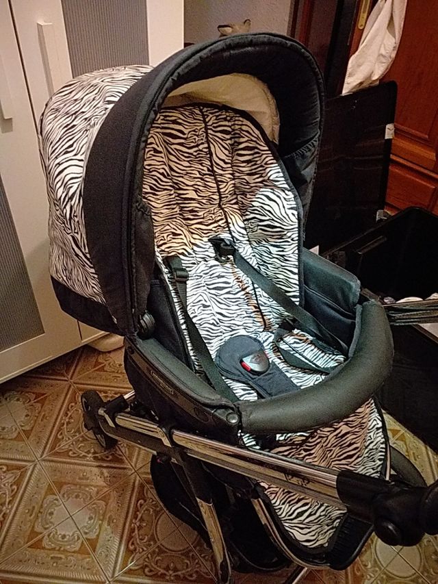 carro de bebe. marca bebecar