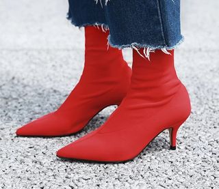 Botines elásticos - Zara de segunda mano por 30 EUR en Pontevedra en  WALLAPOP