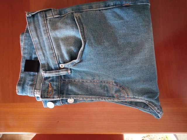 pantalones vaqueros HM