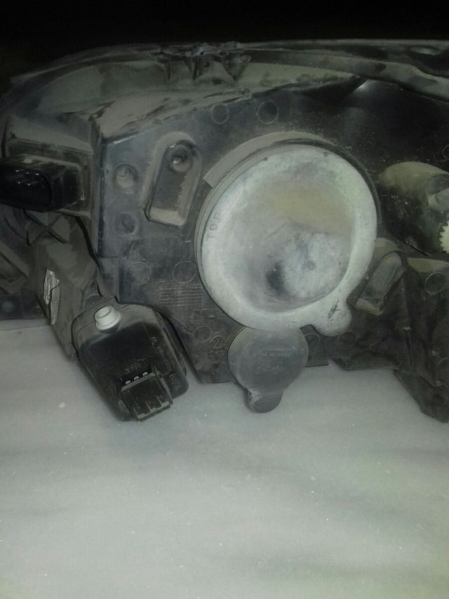 Faro Delantero Volkswagen Fox