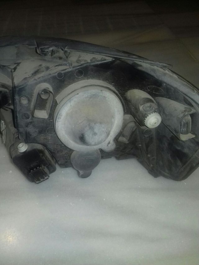 Faro Delantero Volkswagen Fox