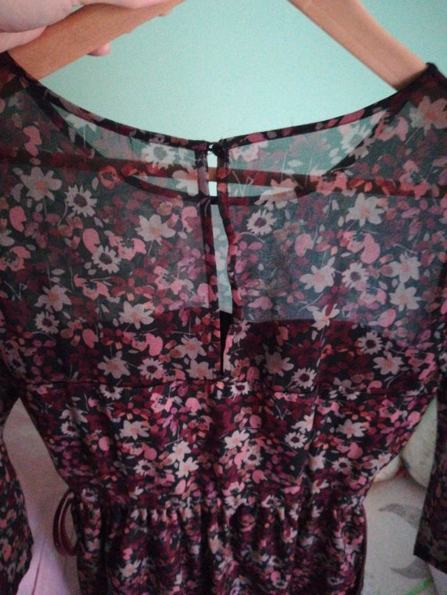 Vestido negro estampado flores