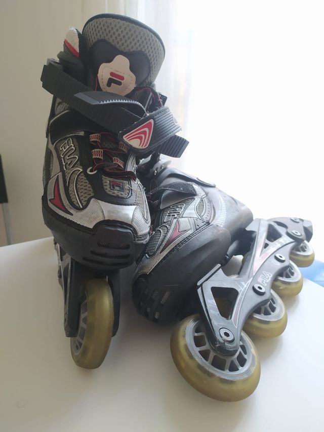 Patines en línea marca FILA. Talla ajustable 32-35