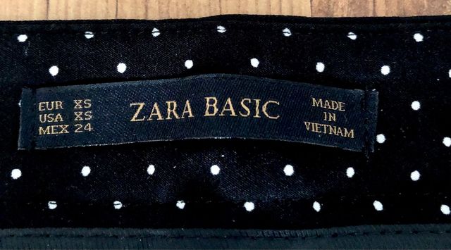 Pantalón Zara