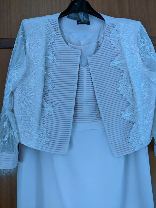 Traje de ceremonia. De madrina