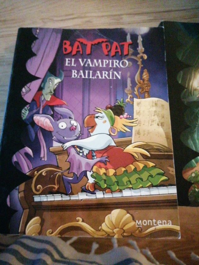 libros de Bat Pat, y del Club Trío Beta