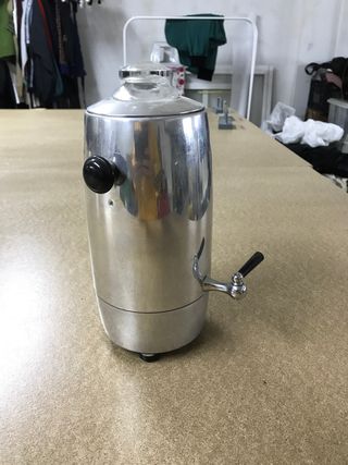 Antigua cafetera aluminio vapor de segunda mano por 20 EUR en Málaga en  WALLAPOP