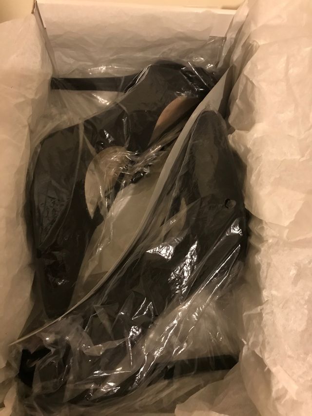 Calzado, zapato tacón , marca BrendaZaro, NUEVO