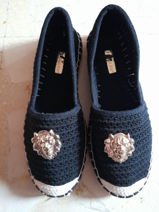 Zapatillas para mujer del catálogo de Primark