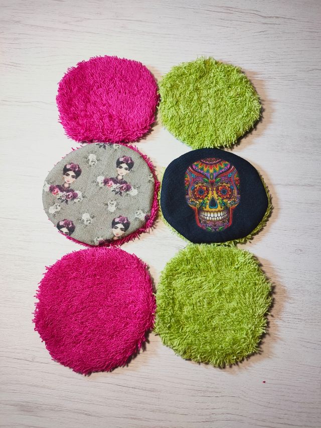 Discos desmaquillantes reutilizables.