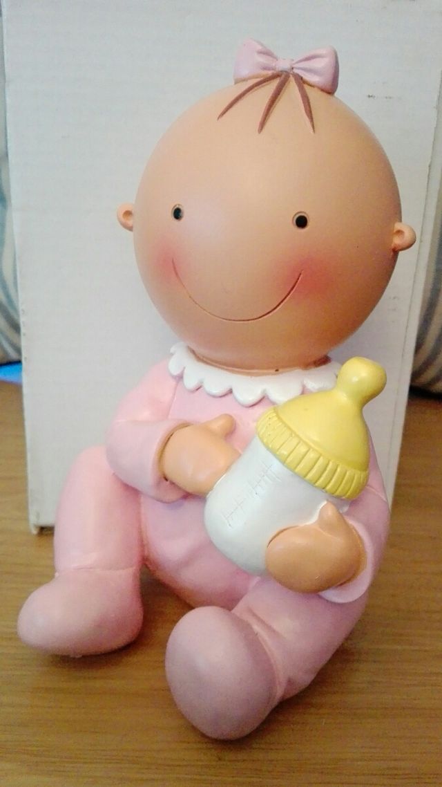 hucha de cerámica nueva recién nacido