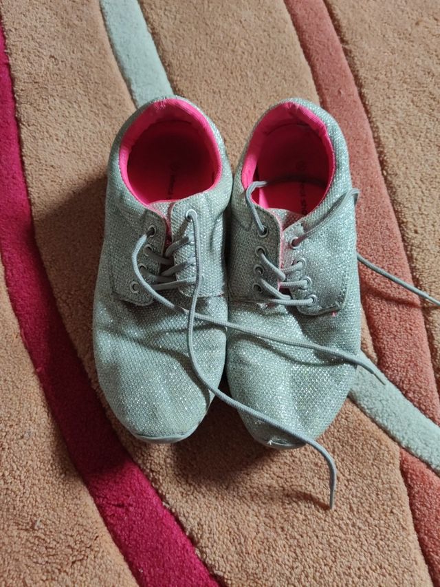 Calzado niña talla 35/36