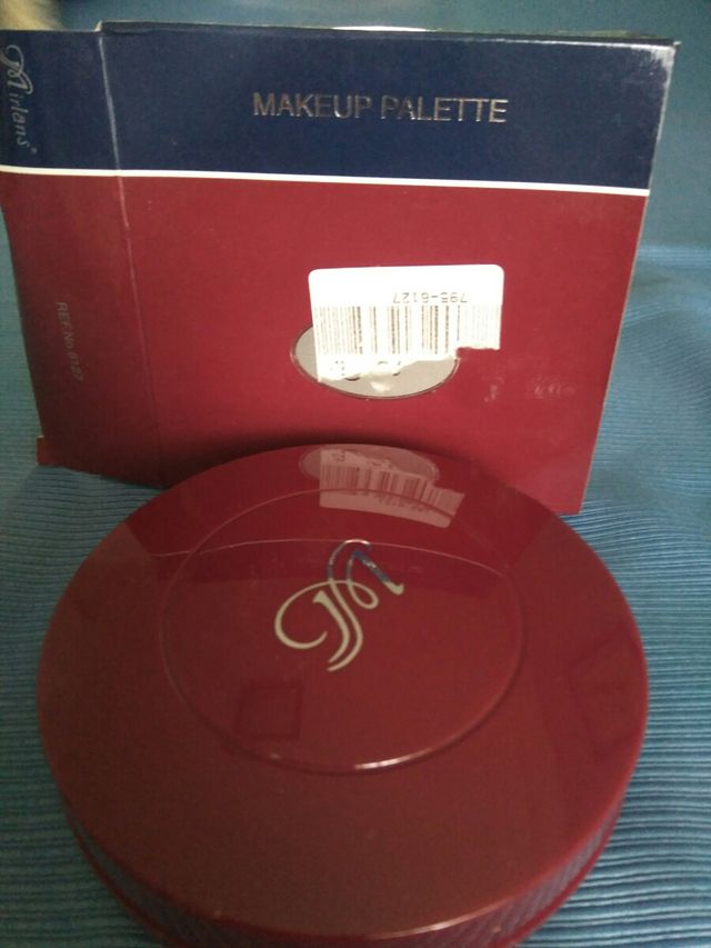 estuche maquillaje sin estrenar