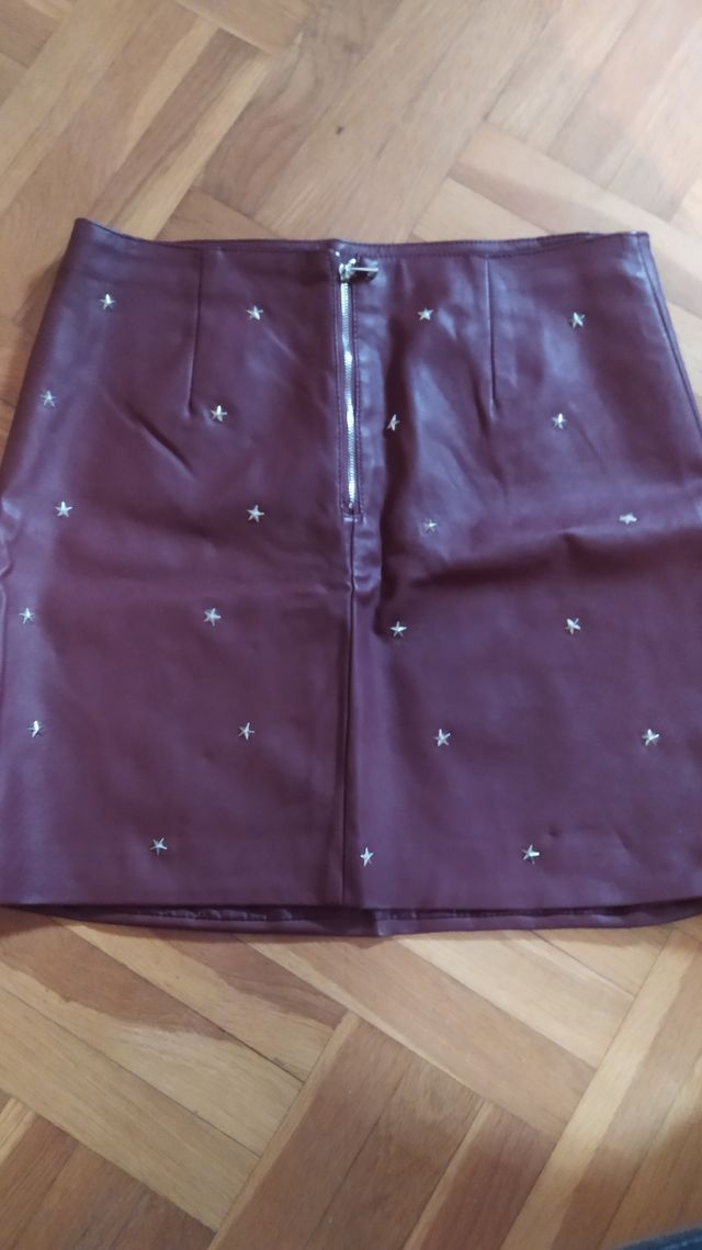 Falda de cuero