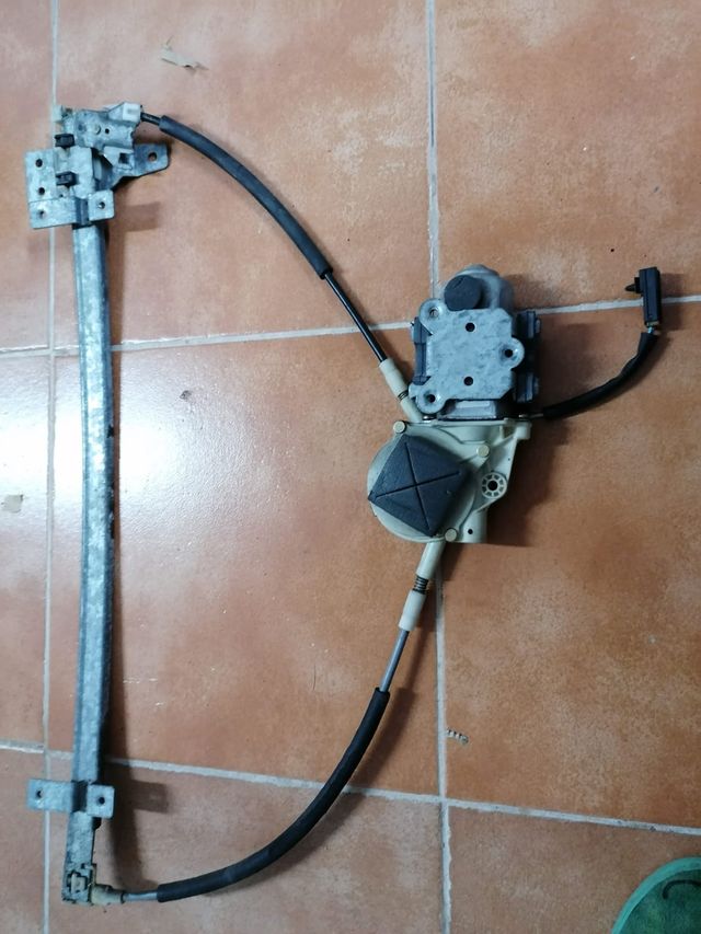 Motor elevalunas Ford Maverick (lado de conductor)