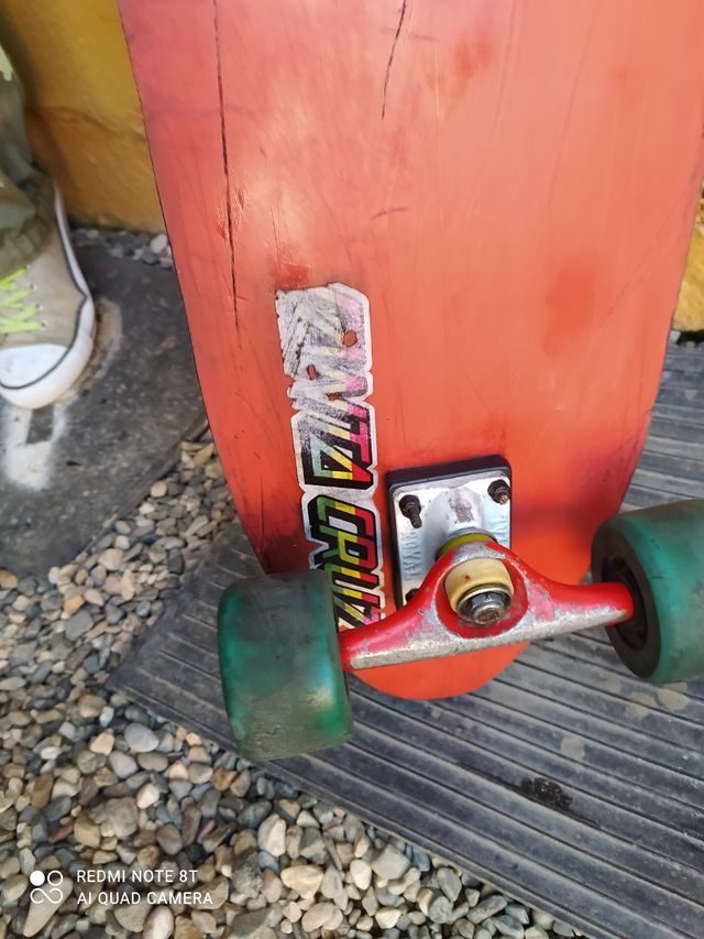 monopatín antiguo años 70 Santa Cruz