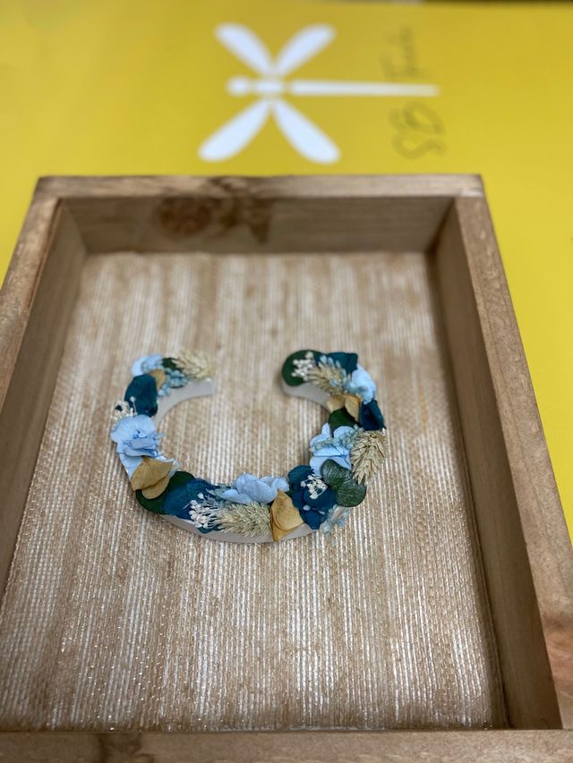 Caja con letra preservada