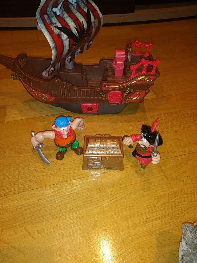 Barco Pirata Keenway