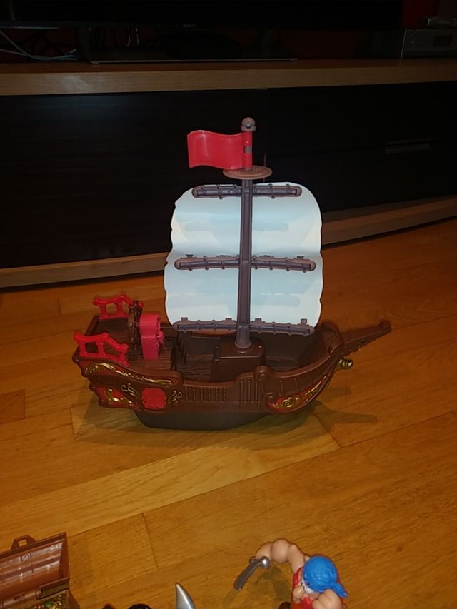 Barco Pirata Keenway