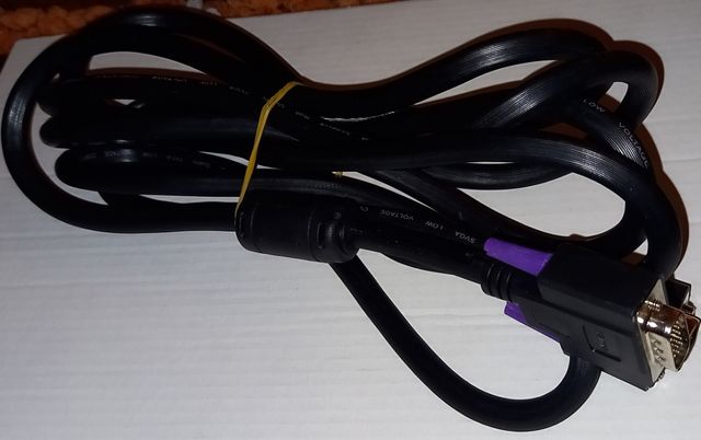 Cavo VGA lungo 3 metri