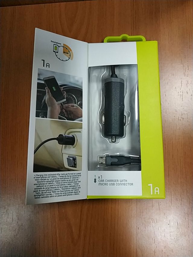 Cargador para móvil a 12v