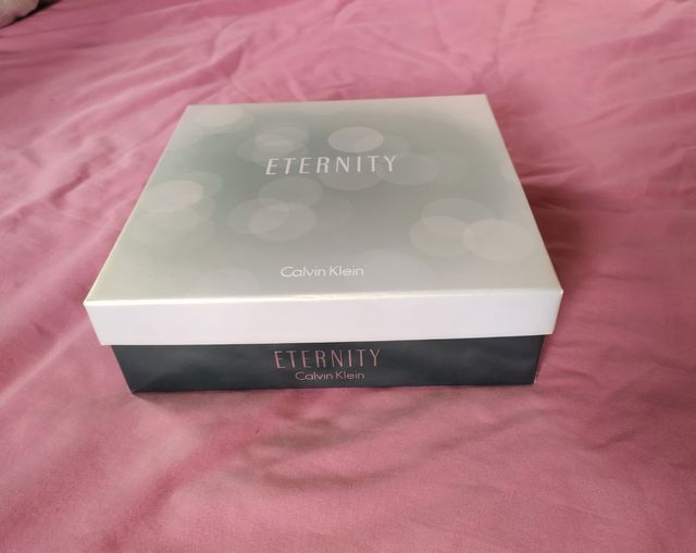 Caja Calvin Klein eternity