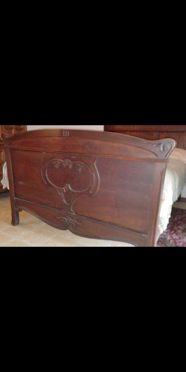 estructura de cama modernista