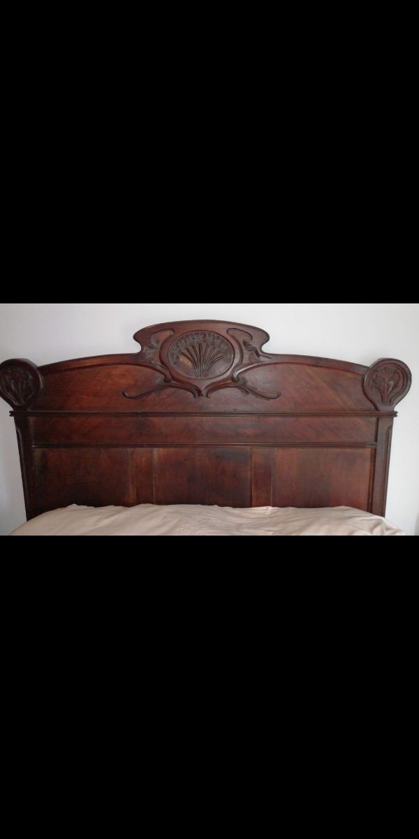 estructura de cama modernista